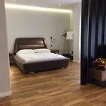 Skanderbeg Square Center Apartment *