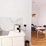 Apartment Skanderbeg Square Center Tirana