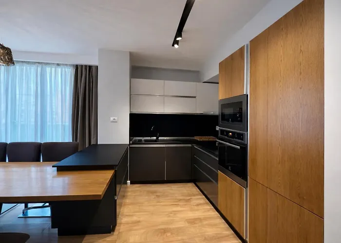 Skanderbeg Square Center Apartamento *