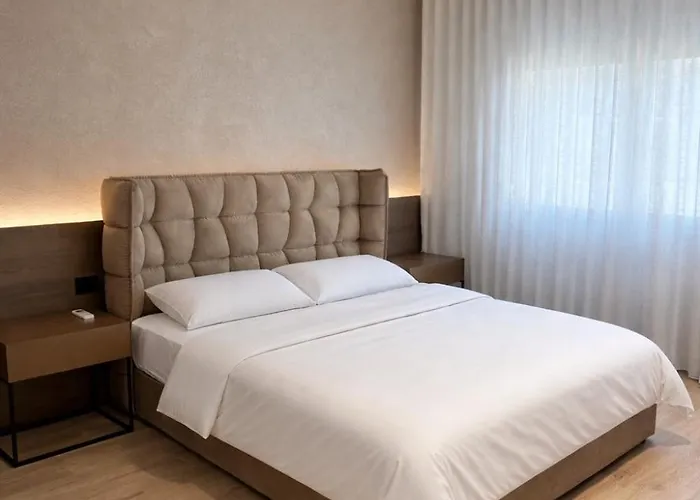 Apartamento Skanderbeg Square Center *