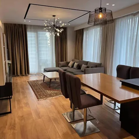 Apartmán Skanderbeg Square Center