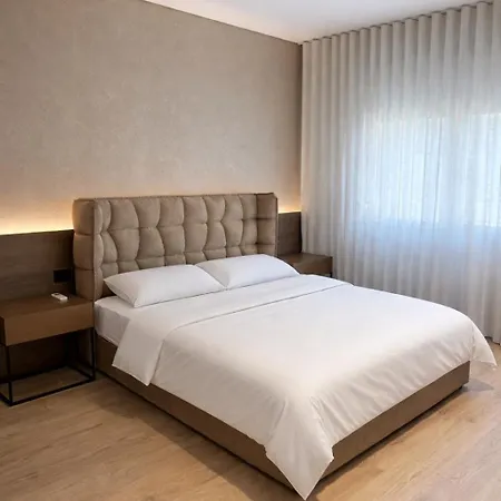 Appartement Skanderbeg Square Center *