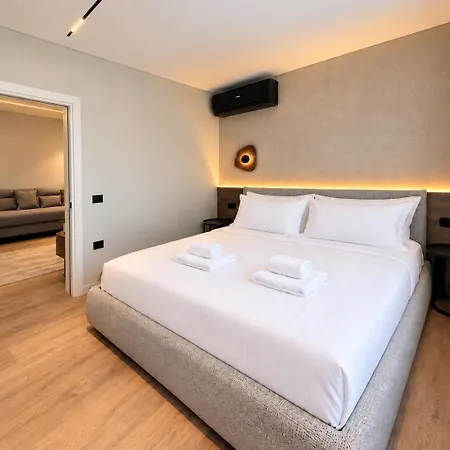 Skanderbeg Square Center * Tirana