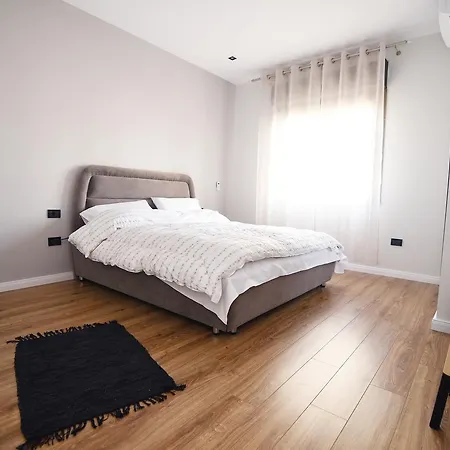 Appartement Skanderbeg Square Center *