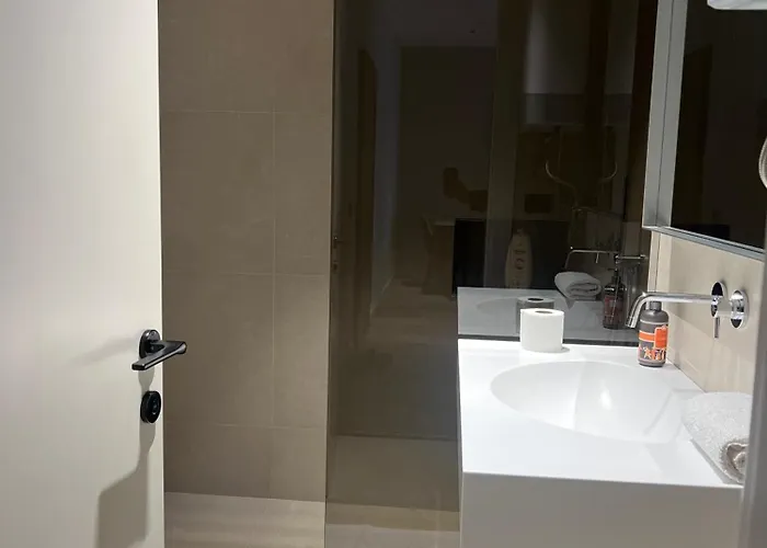 Skanderbeg Square Center *